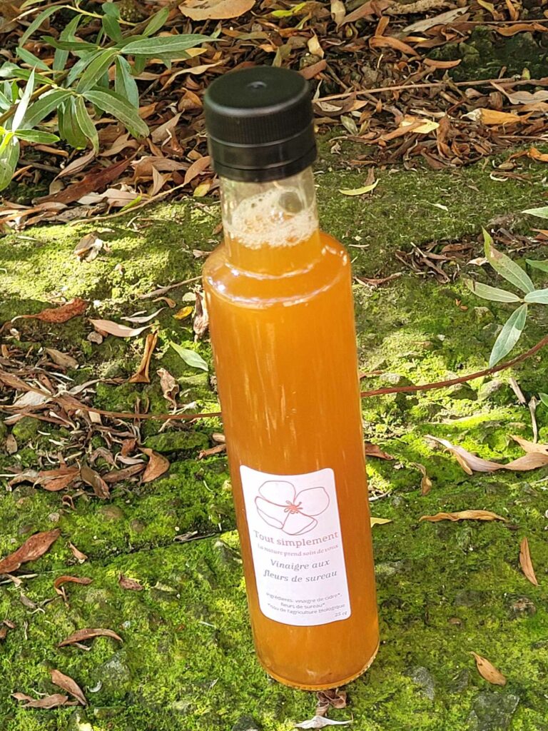 Vinaigre aux fleurs de Sureau